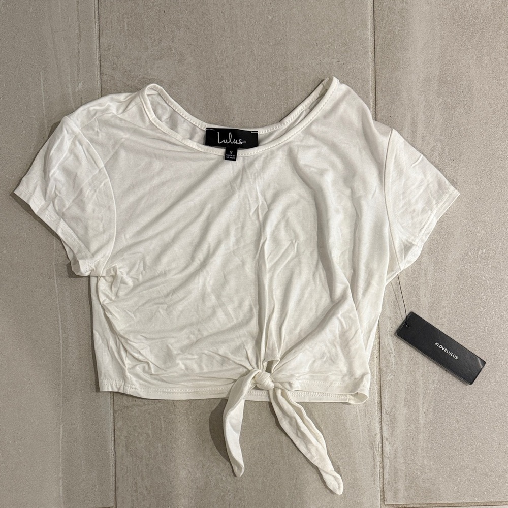 Lulu's White Tie-Front Short Sleeve Tee